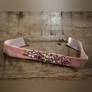 Two chokers